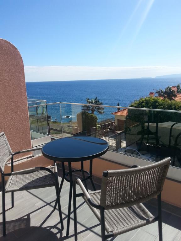 Ventur Flat Lägenhet Caniço Exteriör bild